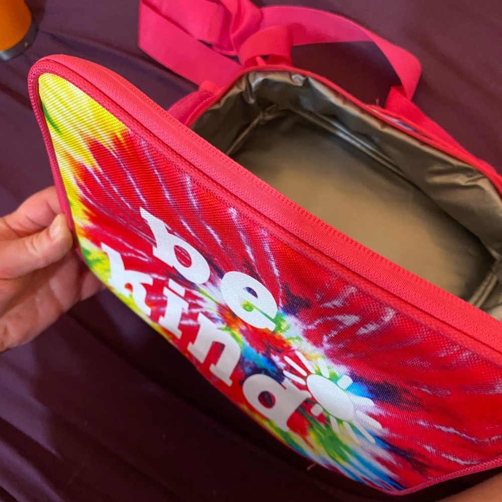 New….Be Happy Tye Dye Insulated Lunch Box